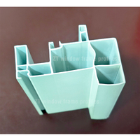 Profils extrudés en PVC écologiques pour portes, fenêtres et applications hospitalières, avec rainures en forme de montagne pour le câblage plastique