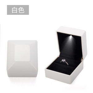 LED Light Jewelry <b>Box</b> Spray-painted High-end Jewelry Ring <b>Box</b> Wholesale - Product Image 2