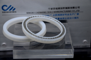 Sello de eje de válvula de bomba de lodo abrasivo tipo V/U de cantilever, energizado por resorte, de UPE resistente al desgaste, modelo <span class=keywords><strong>UFA</strong></span> de Ceimin - Product Image 5