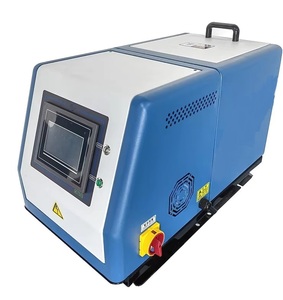Robot de distribution automatique de colle thermofusible à trois axes, pompe à engrenages 5L, certifié CE, emballage en caisse en bois - Product Image 4