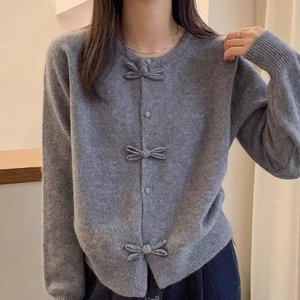 <span class=keywords><strong>Cardigan</strong></span> Elegante da Donna Primaverile Monopetto <span class=keywords><strong>Lungo</strong></span> <span class=keywords><strong>Rosso</strong></span> con Fiocco Lavorato a Maglia con Colletto Abbottonato Motivo Tinta Unita Decorazione Floreale - Product Image 3