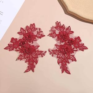 Nuevo diseño 3D Hollow-Out Floral Lace Trim para vestidos <span class=keywords><strong>de</strong></span> novia, disfraces <span class=keywords><strong>de</strong></span> actuación, parches <span class=keywords><strong>de</strong></span> Apliques <span class=keywords><strong>de</strong></span> <span class=keywords><strong>encaje</strong></span> - Product Image 4