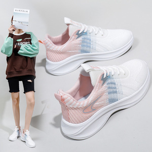 Baskets décontractées coréennes pour femmes, respirantes, avec perles, chaussures de sport à semelle plate ronde, en maille et en PVC - Product Image 2