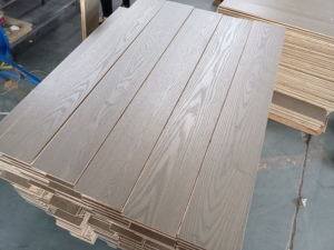Di alta qualità <span class=keywords><strong>grigio</strong></span> nero pavimento in legno massello di quercia legno duro 12mm 10mm impermeabile smalto bianco <span class=keywords><strong>rovere</strong></span> pavimento in legno ingegnerizzato - Product Image 6