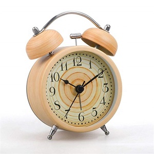 <span class=keywords><strong>Réveil</strong></span> de bureau et de table intelligent rétro <span class=keywords><strong>vintage</strong></span> Vente en gros de cadeaux de promotion de <span class=keywords><strong>radio</strong></span> en <span class=keywords><strong>bois</strong></span> en vrac personnalisés, impression mécanique souvenir - Product Image 2
