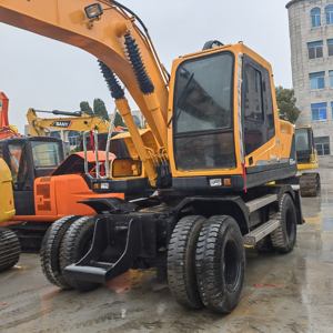 Excavatrice sur pneus Hyundai 150W-9 d'occasion, 15 tonnes, engin de construction avec pompe et composants d'engrenage, en promotion - Product Image 5