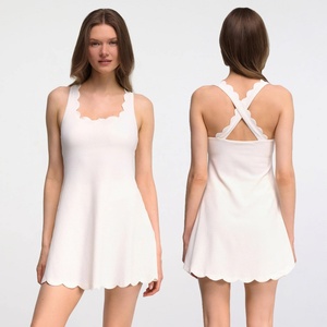 Robe de tennis personnalisée à dos croisé festonné avec mini-short intégré, col carré luxueux, respirante, extensible dans les 4 sens, séchage rapide - Product Image 2