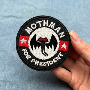 แพทช์รีดติดเสื้อผ้า กระเป๋า หมวก ลายปักรูปกระต่าย ค้างคาว แมลง  แบบรักษ์โลก  ตลกๆ  สำหรับตกแต่ง - Product Image 6