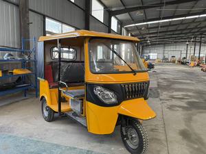 Tricycle motorisé à trois roues, double rangée, type tuk-tuk, 200 cm³, à essence, pour passagers - Product Image 1