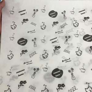 โรงงานกวางโจวรับผลิตกระดาษห่อแบบพิเศษกันน้ำ ปั๊มฟอยล์ สำหรับเสื้อผ้า ถุงเท้า รองเท้า และบรรจุภัณฑ์อื่นๆ - Product Image 2