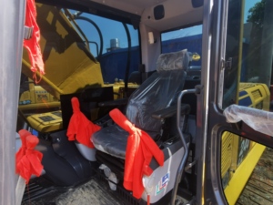 Excavatrice Komatsu Pc240 de 24 tonnes d'occasion, provenant du Japon, modèle Pc 240 Pc240lc Pc240-7 Pc240-8, en stock pour la vente - Product Image 4