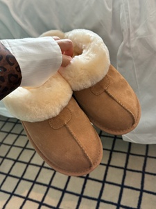 Nouveaux modèles de bottines chaudes pour femmes pour l'automne et l'hiver, avec doublure confortable en cuir véritable. Nouveaux modèles de bottes de neige pour femmes. - Product Image 3