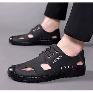 2026 Neue Atmungsaktive Herren-Freizeitsandalen Sommer-Hohlschuh aus Leder mit Rutschfesten & Flachen Eigenschaften PU/EVA-Einlegesohle - Product Image 2