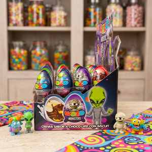 Monstres d'Halloween pour thèmes Alien et Mumie : Biscuits solides au chocolat et jouets en vrac - Product Image 3