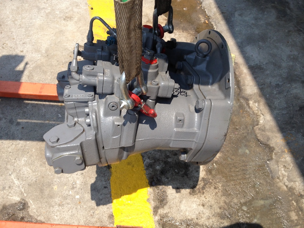 ZX160-3 Main Pump 9271079 - Reliable Hydraulic Solutions