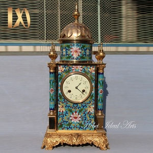 Horloge de Table rétro Seiko en cuivre, Art du 19ème siècle - Product Image 1