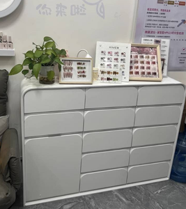 Mueble de Belleza para Salones de Uñas en Oferta, para Exhibición de Cosméticos y Cuidado de la Piel, con Opciones de Pintura Coloridas - Product Image 3