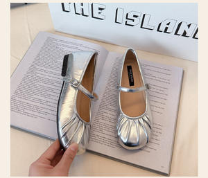 Zapatos Planos Estilo Coreano para Mujer, Diseño Plisado, Color Sólido, Talla Grande para Otoño, Primavera y Verano, Ajuste Amplio para Pies Anchos - Product Image 5