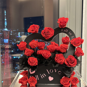 Cadeau d'anniversaire élégant, ornements luxueux, style jardin de fleurs, <span class=keywords><strong>rose</strong></span> <span class=keywords><strong>éternelle</strong></span> séchée, roses préservées dans une boîte en acrylique - Product Image 2