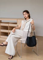 Tas Bahu Kulit Asli Eropa Amerika Retro Model Bucket Genggam Wanita Baru Serbaguna High-End Ringan Bahan Poliester