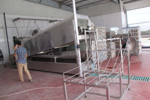 Machine automatique de nettoyage de cages à volailles, machine à laver les poulaillers en plastique, lave-caisses - Product Image 5