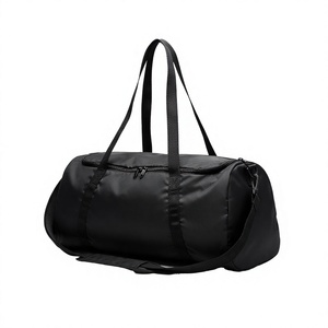 Bolsa de Gimnasio Plegable Ligera, Bolsa Deportiva de Viaje de Poliéster con Bolsillo Interior, Logotipo Personalizado, Negra - Product Image 3