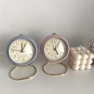 Đồng Hồ Để Bàn Nhỏ, Đồng Hồ Báo Thức Cổ Điển Không Tích Tắc Với Đèn Nền <span class=keywords><strong>HD</strong></span> Bằng Kính - Product Image 2