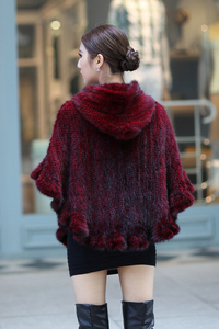 YR732 Ladies Mink Tail Hand Knit Fur Shawl Cape Mujeres con estola de piel con capucha - Product Image 5