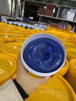 Graisse au lithium de qualité industrielle pour les besoins d'entretien des éoliennes