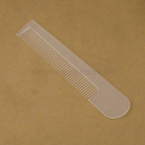 Disposable Round Handle Comb For Hotel Guesthouse Travel Portable Toiletries Wholesale 8.5g PP Material Rectangle Shape - Product Image 1