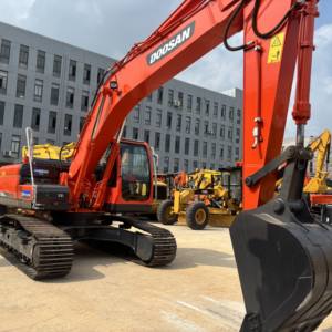 Excavateur hydraulique doosan 225lca d'occasion à vendre, matériel de construction de haute qualité avec composants de base, pompe à engrenages - Product Image 5