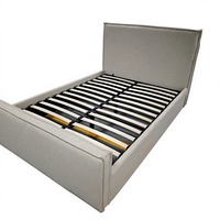 Lit rembourré moderne et confortable avec rangement hydraulique, cadre en métal, tissu doux, lattes courbées pour matelas King Size