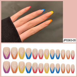 ชุดเล็บปลอมสีขาวแบบฝรั่งเศส พร้อมโลโก้สั่งทำพิเศษ  แบบเข้าชุดกับเล็บเท้า  งานศิลปะบนเล็บ  แบบสั้นทรงสติลเลตโต  สำหรับติดเล็บ - Product Image 2