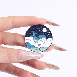 Walvis Golven Nachtelijke Hemel Maan Sterren Email Pin Schattige Oceaan Dier Broche Revers Badge Sieraden Cadeau Voor Vrienden Groothandel - Product Image 4