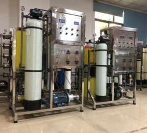 Système de purification d'eau de mer et générateur d'eau douce le plus vendu, usine de traitement d'eau déionisée 7500 LPD - Product Image 1