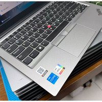 Lenovo ThinkPad E14 Gen4, Processore I5-1240P, 8GB RAM, 256GB SSD, Schermo HD 14 Pollici 1920x1080