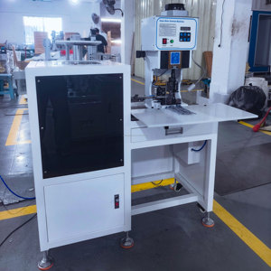 เครื่องจีบขั้วสายไฟแบบกึ่งอัตโนมัติ พร้อมฉนวนไนลอน และระบบป้อนขั้วแบบสั่นสะเทือน - Product Image 5