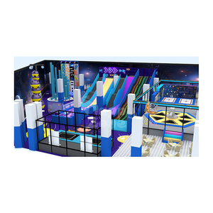 Parc de trampolines intérieur sur le thème de l'espace pour enfants avec fosse à mousse et aire de jeux souple - Product Image 3