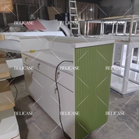 Caisse enregistreuse en bois sur mesure, mobilier de boutique de luxe, comptoirs de caisse durables, bureau de réception avec tiroirs pour magasin de détail