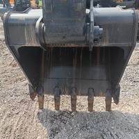 Excavatrice sur chenilles hydraulique Hyundai 300LC-9S, 30 tonnes, vitesse de déplacement 5,3 km/h, profondeur de creusement 7380 mm, pour la construction routière, moteur, pompe, roulement