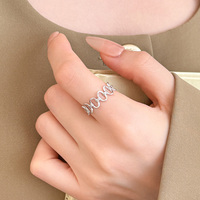 Nouvelle conception de bijoux en zircon, bague en argent sterling 925 avec motif floral ajouré pour femmes