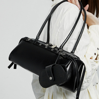 Tas Tangan Kulit Asli Gaya Biker Vintage, Tas Tote Trendy Keren Berhias Sabuk, Tas Selempang Wanita Bentuk Sosis