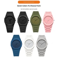 Montres à quartz octogonales pour couple avec bracelet en plastique multicolore, chiffres arabes, ajusteur de chaîne et coffret cadeau – Vente chaude