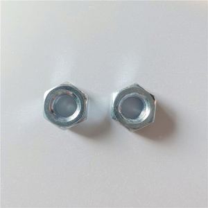 M32 <span class=keywords><strong>Nut</strong></span> M34 <span class=keywords><strong>M20</strong></span> M2O 3Mm M36 3 <span class=keywords><strong>8</strong></span> 3/<span class=keywords><strong>8</strong></span> Mỹ Nuts 1/2 <span class=keywords><strong>8</strong></span>.<span class=keywords><strong>8</strong></span> Bzp Hex Bolt Mini Thô Stud Rail Kích Thước Lỗ 10Mm M24 M4.5 41Mm 38Mm M7.5 - Product Image 5