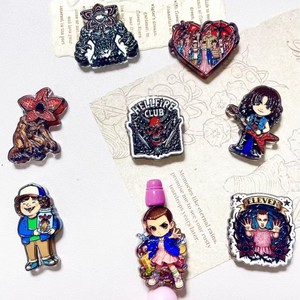 Abalorio para Teléfono con Cuentas de Acrílico, con Tecnología 3D de Relieve a Través del Material, Diseño de Dibujos Animados de Stranger Things y Sanderson, DIY, Versátil, en Forma de Cuentas - Product Image 5