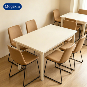 Chaise de salle à manger moderne en cuir beige rembourrée avec pieds en métal noir, design minimaliste pour cuisine, salle à manger, salon, chambre à coucher - Product Image 3