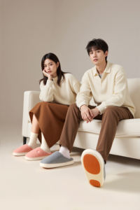 Pantofole da <span class=keywords><strong>Donna</strong></span> <span class=keywords><strong>in</strong></span> Peluche, Antibatteriche, Calde, Comode, Morbide, Leggere, con <span class=keywords><strong>Memory</strong></span> <span class=keywords><strong>Foam</strong></span> per Interni - Product Image 2