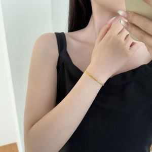 Pulseras de Cadena con Eslabones de Mariposa Dylam, Chapadas en Oro de 18K con Circonita Cúbica 5A, Regalos de Joyería para Mujer, Esposa, Novia, Adolescentes - Product Image 3
