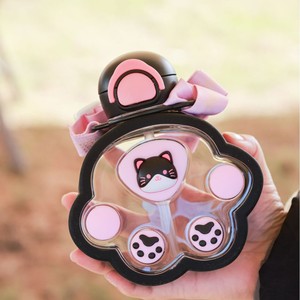 Nouvelle tasse en plastique Patte de <span class=keywords><strong>chat</strong></span> 2026 – Mignonne et amusante, avec paille, pour enfants – Gobelet portable pour l'extérieur, motif <span class=keywords><strong>chat</strong></span> diagonal - Product Image 5