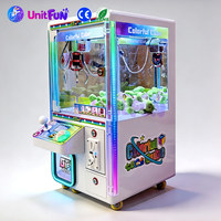 Owatch Machine à griffes pour jouets en peluche, jeu d'arcade à monnayeur avec cubes colorés, pour aire de jeux pour enfants et zone d'activités intérieure